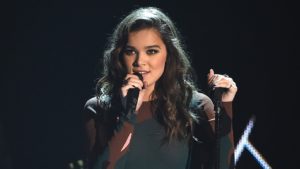 Hailee Steinfeld Tickets